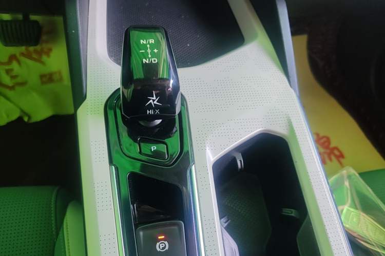 Used Geely Auto Emgrand L HiP 2022 1.5TD-DHT Pro 100KM Super Rui Gear Lever