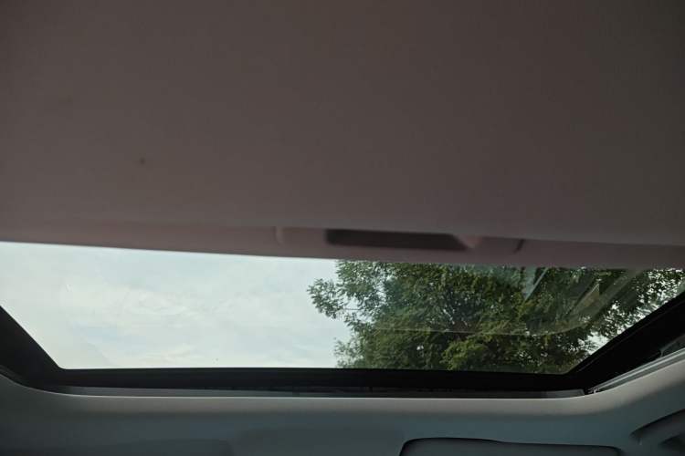 Used Geely Auto Emgrand L HiP 2022 1.5TD-DHT Pro 100KM Super Swift Headliner