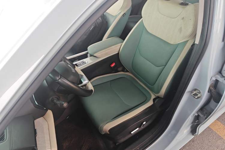 Used Geely Auto Emgrand L HiP 2022 1.5TD-DHT Pro 100KM Super Rui Left Front Seat