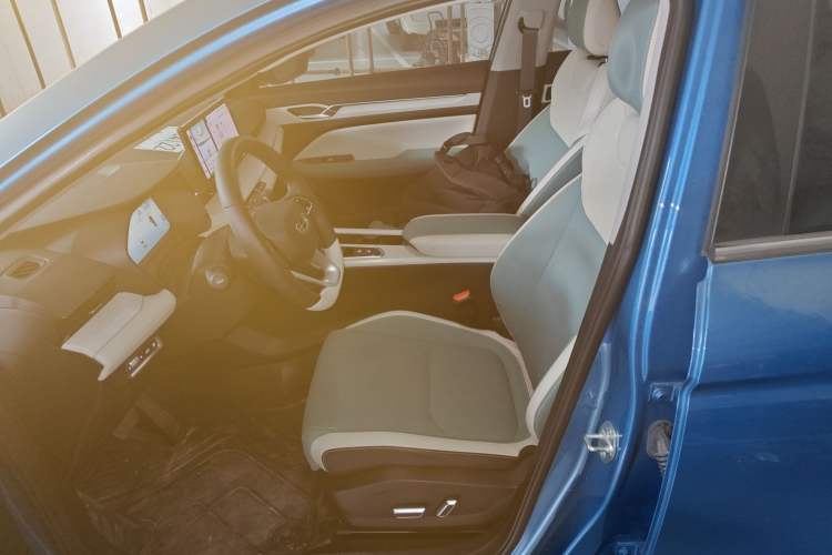 Used Geely Auto Emgrand L HiP 2022 1.5TD-DHT Pro 100KM Super Swift Left Front Seat