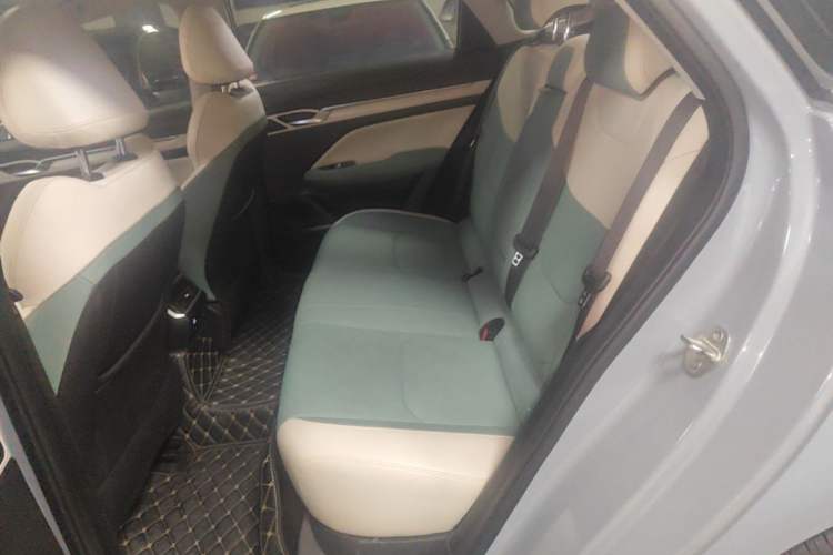 Used Geely Auto Emgrand L HiP 2022 1.5TD-DHT Pro 100KM Super Rui Left Rear Seat