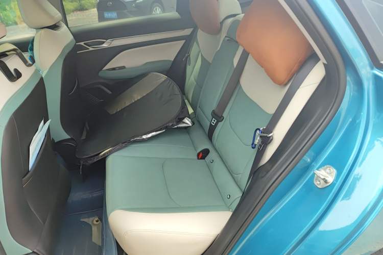 Used Geely Auto Emgrand L HiP 2022 1.5TD-DHT Pro 100KM Super Swift Left Rear Seat