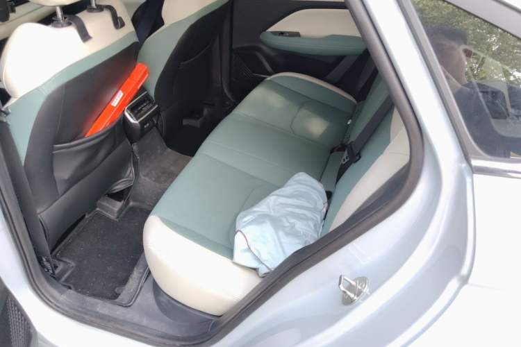 Used Geely Auto Emgrand L HiP 2022 1.5TD-DHT Pro 100KM Super Rui Left Rear Seat