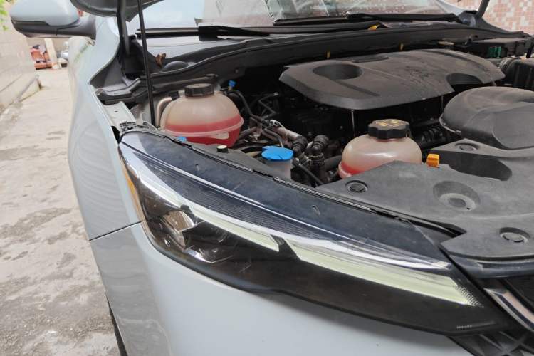 Used Geely Auto Emgrand L HiP 2022 1.5TD-DHT Pro 100KM Super Swift Right Front Headlight