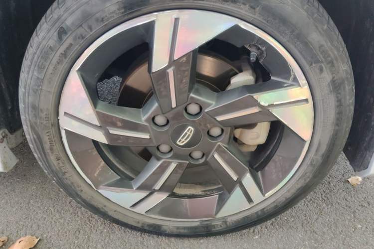 Used Geely Auto Emgrand L HiP 2022 1.5TD-DHT Pro 100KM Super Rui Right Front Wheel Hub