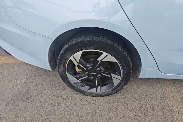 Used Geely Auto Emgrand L HiP 2022 1.5TD-DHT Pro 100KM Super Rui Right Rear Wheel Hub