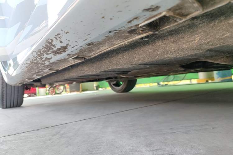Used Geely Auto Emgrand L HiP 2022 1.5TD-DHT Pro 100KM Super Rui Right Side Sill