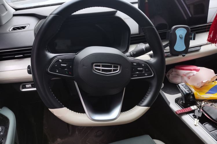 Used Geely Auto Emgrand L HiP 2022 1.5TD-DHT Pro 100KM Super Rui Steering Wheel