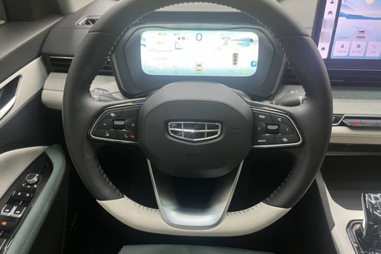 Used Geely Auto Emgrand L HiP 2022 1.5TD-DHT Pro 100KM Super Rui Steering Wheel