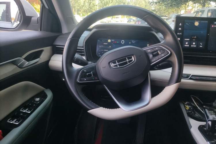 Used Geely Auto Emgrand L HiP 2022 1.5TD-DHT Pro 100KM Super Swift Steering Wheel