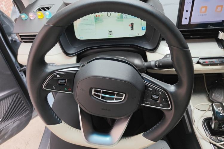 Used Geely Auto Emgrand L HiP 2022 1.5TD-DHT Pro 100KM Super Swift Steering Wheel