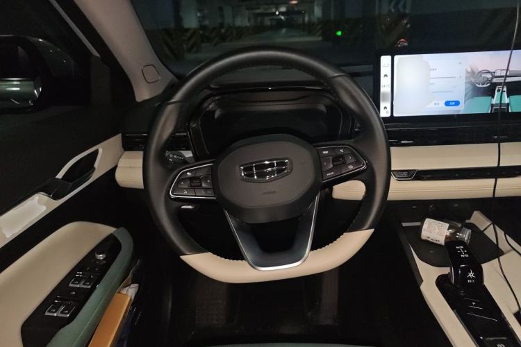Used Geely Auto Emgrand L HiP 2022 1.5TD-DHT Pro 100KM Super Rui Steering Wheel