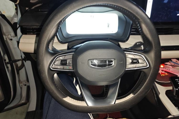 Used Geely Auto Emgrand L HiP 2022 1.5TD-DHT Pro 100KM Super Rui Steering Wheel