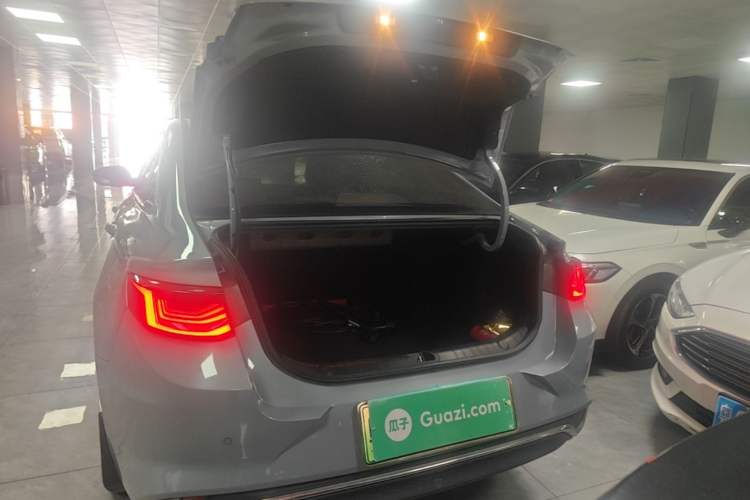 Used Geely Auto Emgrand L HiP 2022 1.5TD-DHT Pro 100KM Super Rui Trunk