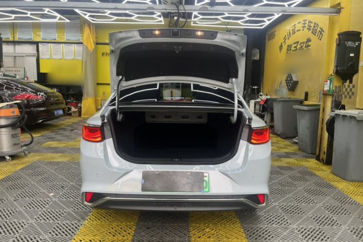 Used Geely Auto Emgrand L HiP 2022 1.5TD-DHT Pro 100KM Super Rui Trunk
