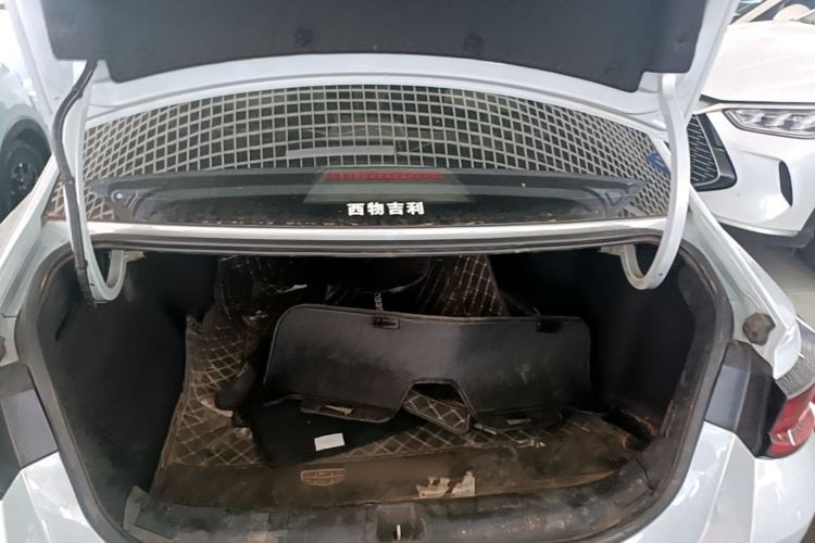 Used Geely Auto Emgrand L HiP 2022 1.5TD-DHT Pro 100KM Super Rui Trunk