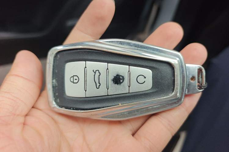 Used Geely Auto Emgrand L HiP 2022 1.5TD-DHT Pro 100KM Super Swift Vehicle Key