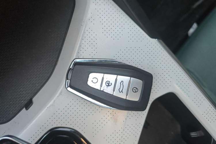 Used Geely Auto Emgrand L HiP 2022 1.5TD-DHT Pro 100KM Super Swift Vehicle Key