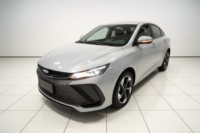 Ojetý Geely Auto Emgrand L HiP 2022 1.5TD-DHT Pro 100KM Super Rui