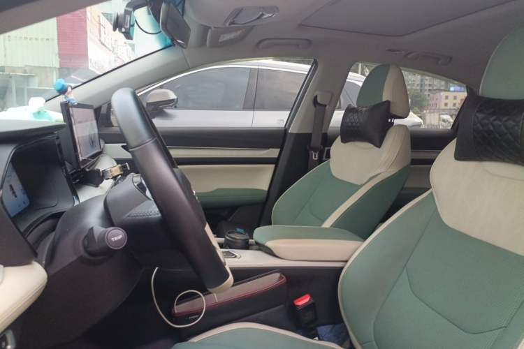 Used Geely Auto Emgrand L HiP 2022 1.5TD-DHT Pro 100KM Super Swift Left Front Seat