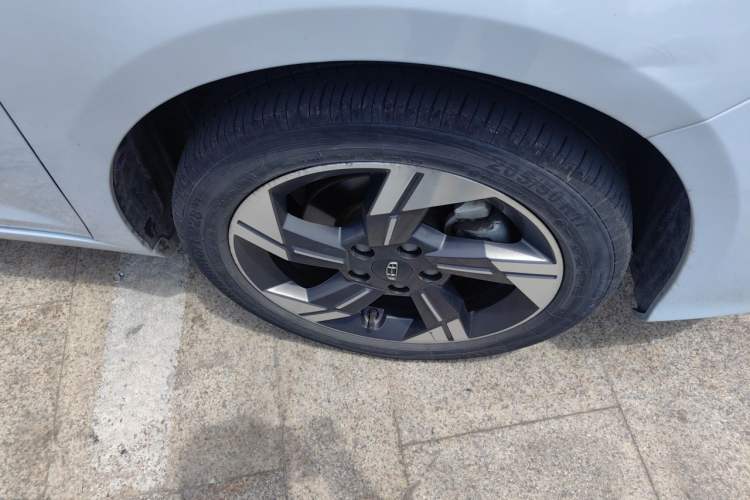 Used Geely Auto Emgrand L HiP 2022 1.5TD-DHT Pro 100KM Super Rui Right Front Wheel Hub