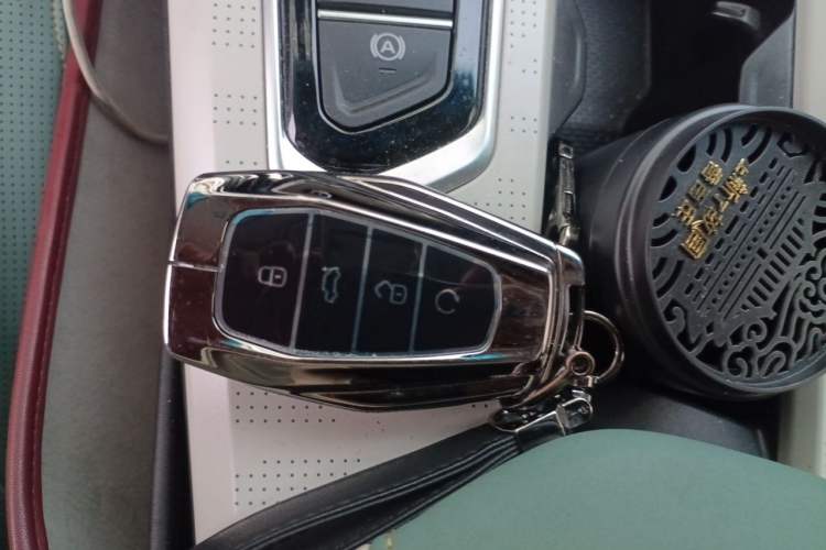 Used Geely Auto Emgrand L HiP 2022 1.5TD-DHT Pro 100KM Super Swift Vehicle Key