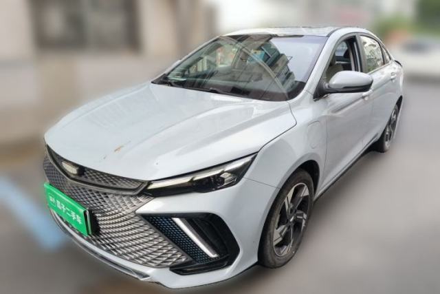Geely Auto Emgrand L HiP 2022 1.5TD-DHT Pro 100KM Super Swift с пробегом