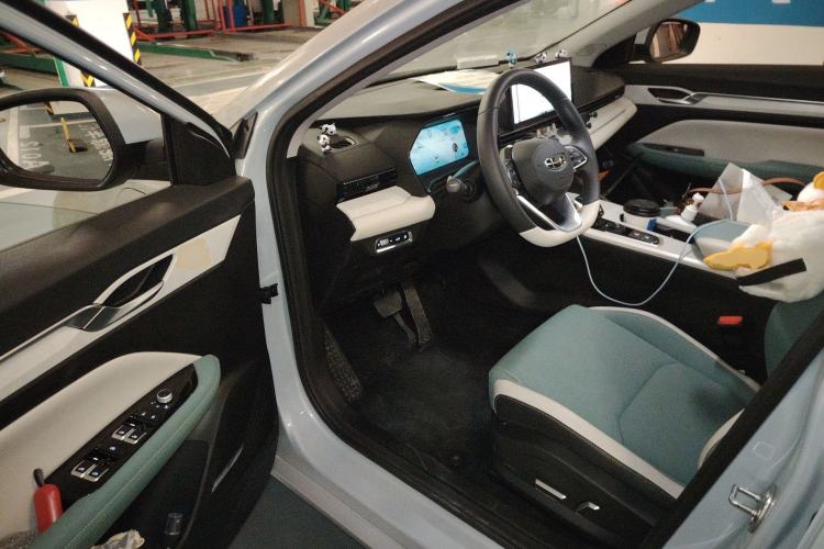 Used Geely Auto Emgrand L HiP 2022 1.5TD-DHT Pro 100KM Super Swift Driver Seat