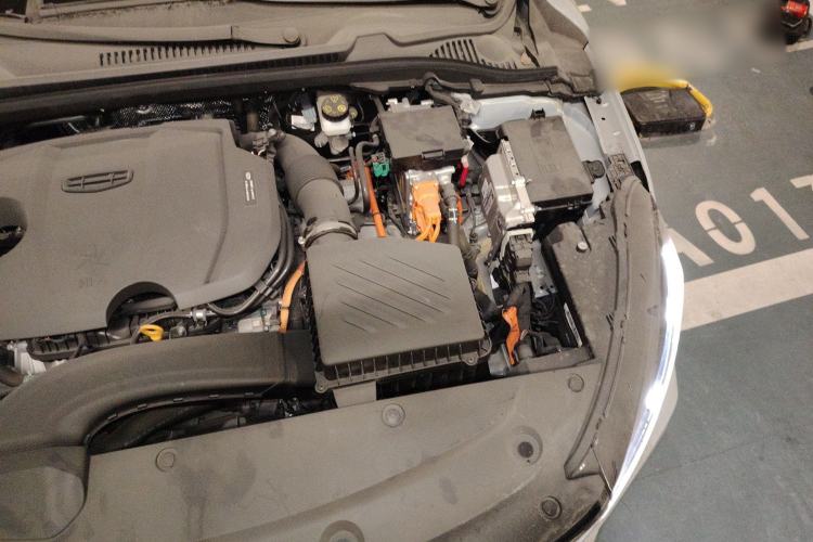 Used Geely Auto Emgrand L HiP 2022 1.5TD-DHT Pro 100KM Super Swift Engine Bay Left