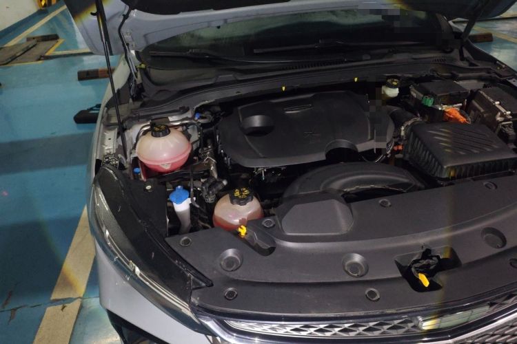 Used Geely Auto Emgrand L HiP 2022 1.5TD-DHT Pro 100KM Super Swift Engine Bay Right