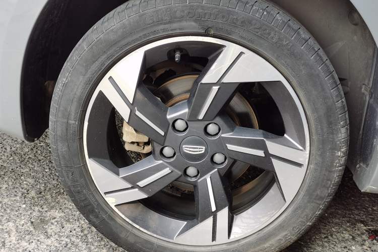 Used Geely Auto Emgrand L HiP 2022 1.5TD-DHT Pro 100KM Super Swift Exterior 2