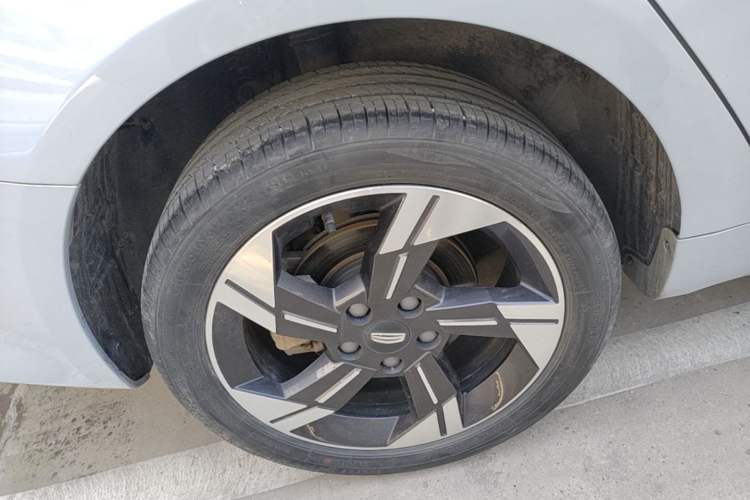 Used Geely Auto Emgrand L HiP 2022 1.5TD-DHT Pro 100KM Super Rui Exterior 5