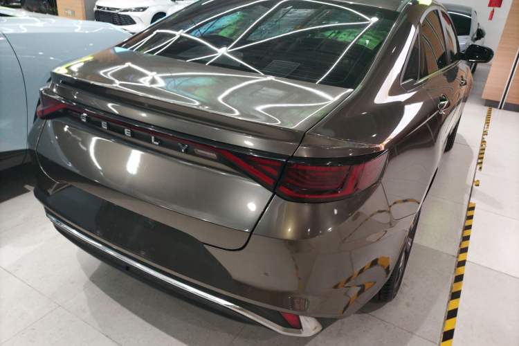 Used Geely Auto Emgrand L HiP 2022 1.5TD-DHT Pro 100KM Super Rui Exterior 5