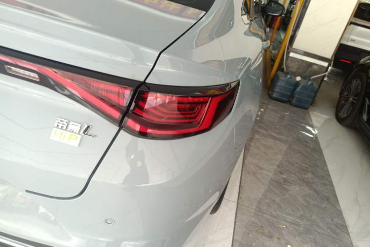 Used Geely Auto Emgrand L HiP 2022 1.5TD-DHT Pro 100KM Super Clean Exterior 6