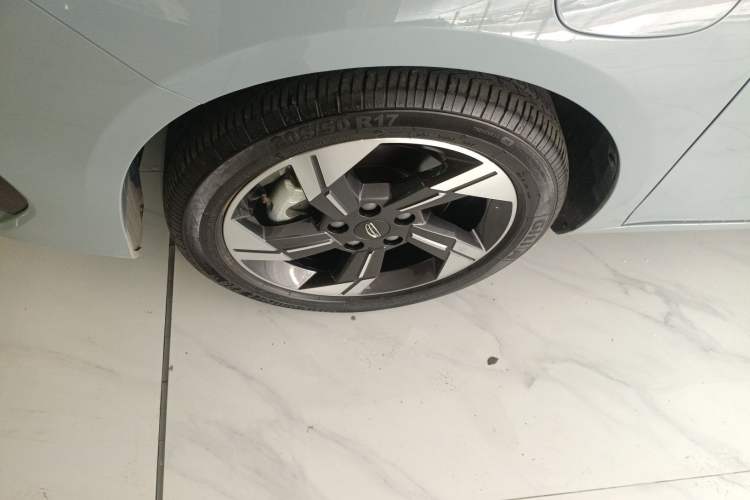 Used Geely Auto Emgrand L HiP 2022 1.5TD-DHT Pro 100KM Super Clean Exterior 7