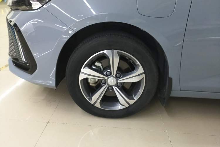 Used Geely Auto Emgrand L HiP 2022 1.5TD-DHT Pro 100KM Super Clean Exterior 7