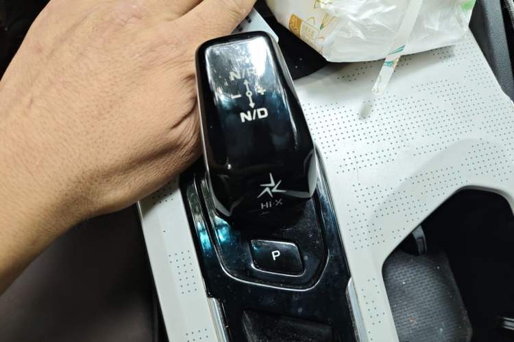 Used Geely Auto Emgrand L HiP 2022 1.5TD-DHT Pro 100KM Super Swift Gear Lever