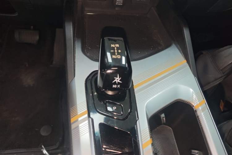 Used Geely Auto Emgrand L HiP 2022 1.5TD-DHT Pro 100KM Super Clean Gear Lever