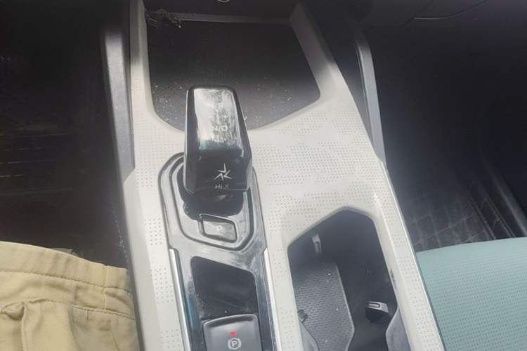 Used Geely Auto Emgrand L HiP 2022 1.5TD-DHT Pro 100KM Super Swift Gear Lever