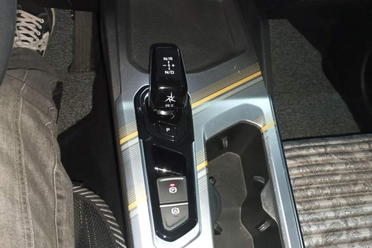 Used Geely Auto Emgrand L HiP 2022 1.5TD-DHT Pro 100KM Super Clean Gear Lever
