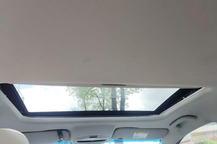 Used Geely Auto Emgrand L HiP 2022 1.5TD-DHT Pro 100KM Super Swift Headliner