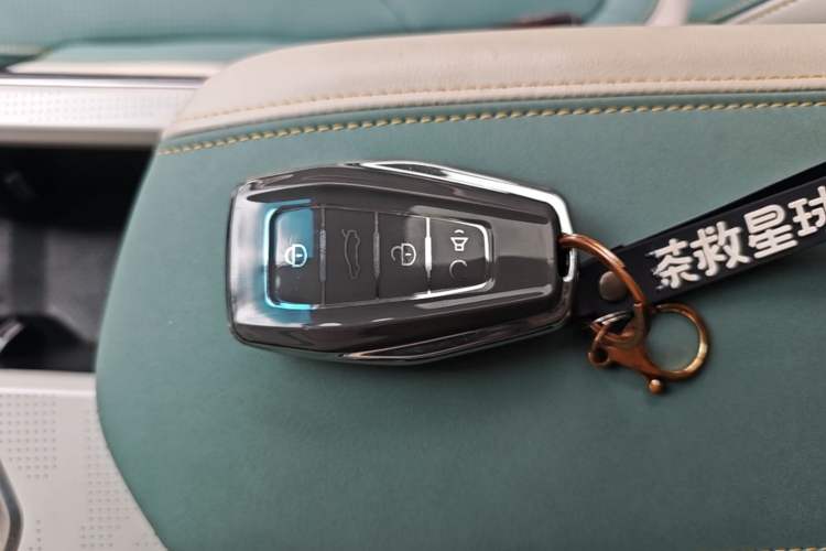Used Geely Auto Emgrand L HiP 2022 1.5TD-DHT Pro 100KM Super Rui Interior 1