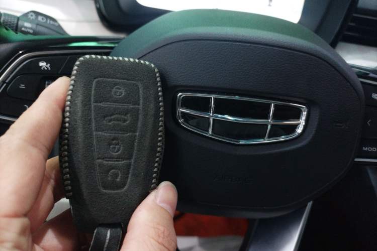 Used Geely Auto Emgrand L HiP 2022 1.5TD-DHT Pro 100KM Super Rui Interior 1