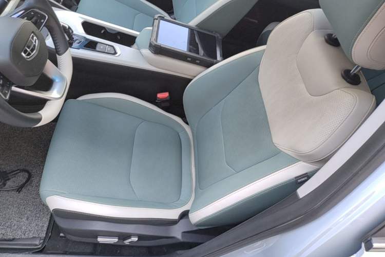 Used Geely Auto Emgrand L HiP 2022 1.5TD-DHT Pro 100KM Super Rui Left Front Seat