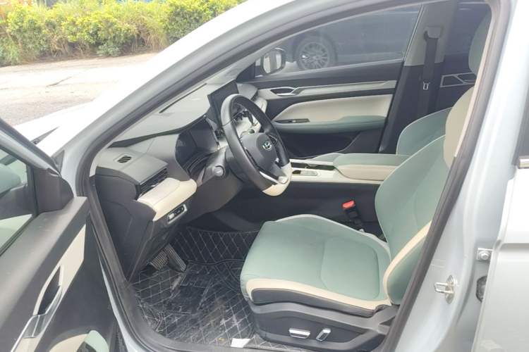 Used Geely Auto Emgrand L HiP 2022 1.5TD-DHT Pro 100KM Super Swift Left Front Seat