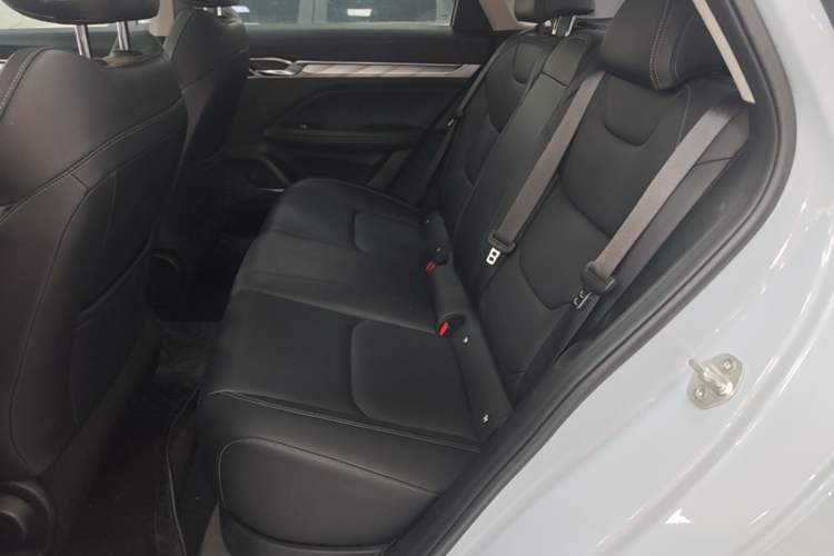 Used Geely Auto Emgrand L HiP 2022 1.5TD-DHT Pro 100KM Super Clean Left Rear Seat