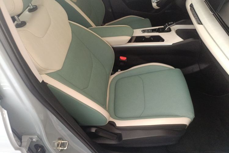 Used Geely Auto Emgrand L HiP 2022 1.5TD-DHT Pro 100KM Super Clean Right Front Seat