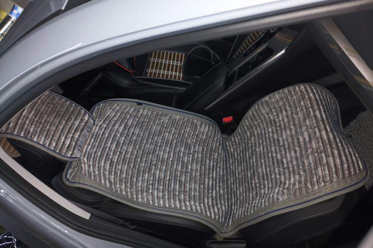 Used Geely Auto Emgrand L HiP 2022 1.5TD-DHT Pro 100KM Super Clean Right Front Seat