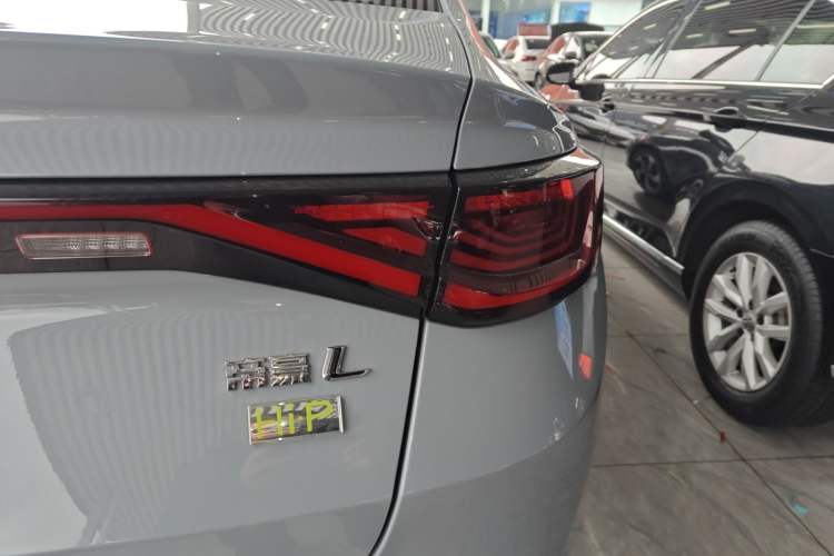 Used Geely Auto Emgrand L HiP 2022 1.5TD-DHT Pro 100KM Super Rui Right Rear Taillight