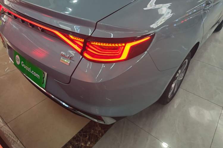 Used Geely Auto Emgrand L HiP 2022 1.5TD-DHT Pro 100KM Super Clean Right Rear Taillight